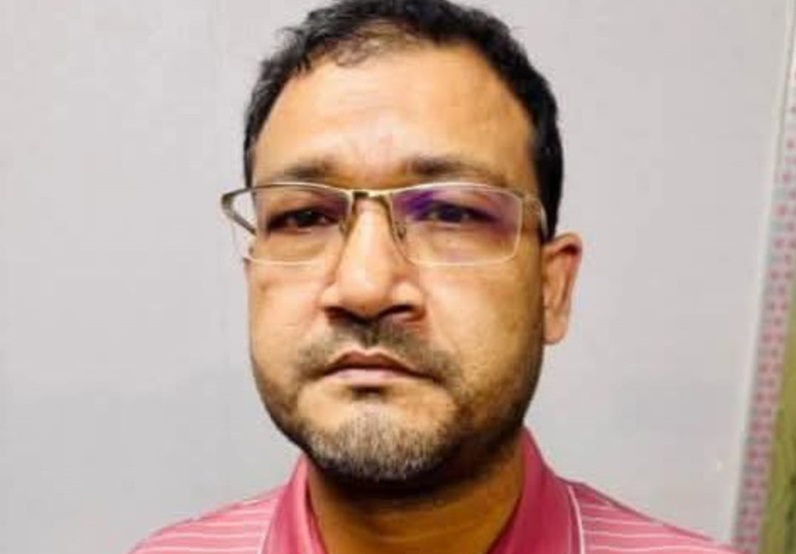 চাঁপাইনবাবগঞ্জ সাবেক পৌর মেয়র ও আওয়ামী লীগ নেতা মোখলেসুর রহমান ৭দিনের রিমান্ডে